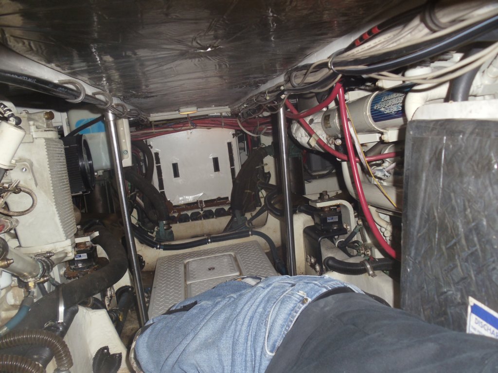 stevetaylor2000modelbayliner48hideaway078.jpg